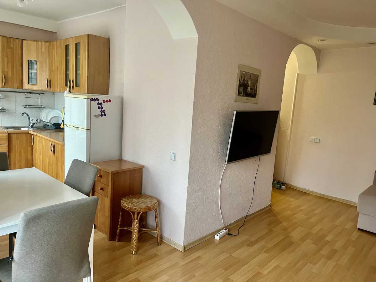 Оренда 1-кімнатної квартири 52 м², Велика Васильківська вул., 102