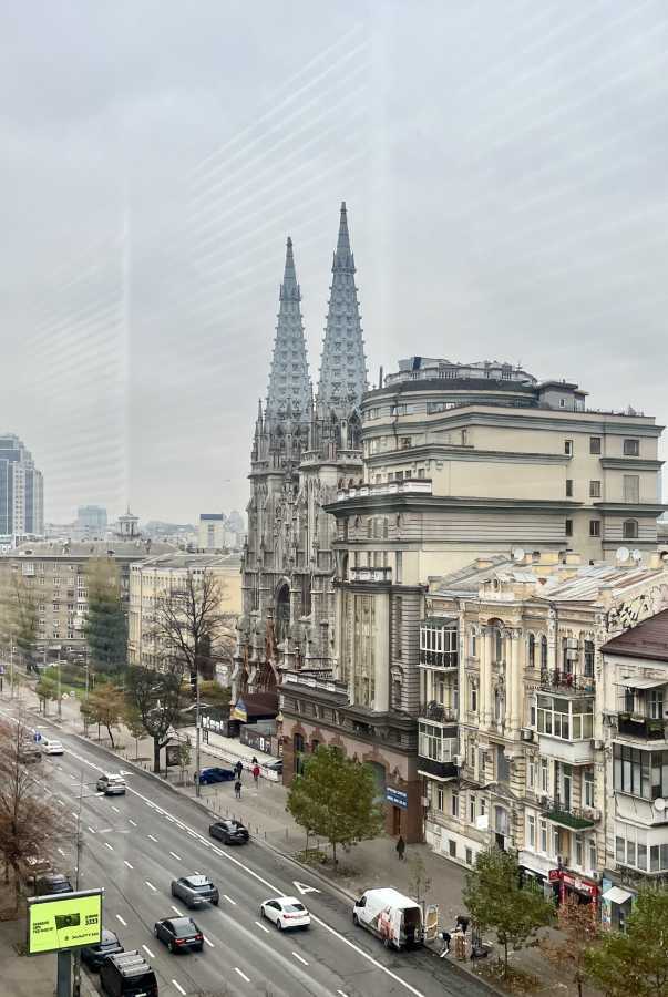 Оренда 1-кімнатної квартири 52 м², Велика Васильківська вул., 102