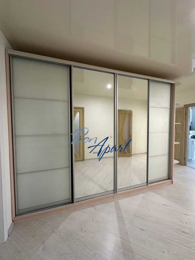 Оренда 3-кімнатної квартири 94 м², Моторний пров., 9