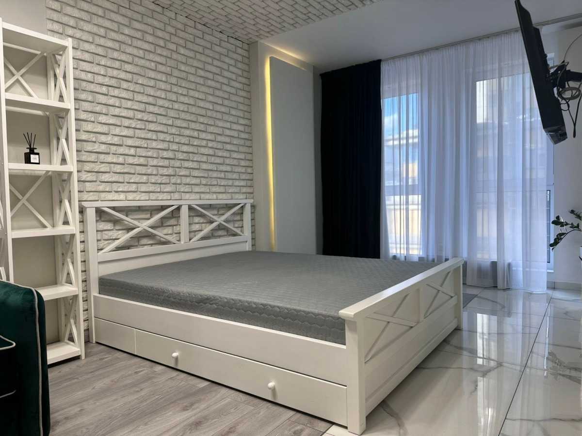 Оренда 1-кімнатної квартири 51 м², Володимира Антоновича вул., 74