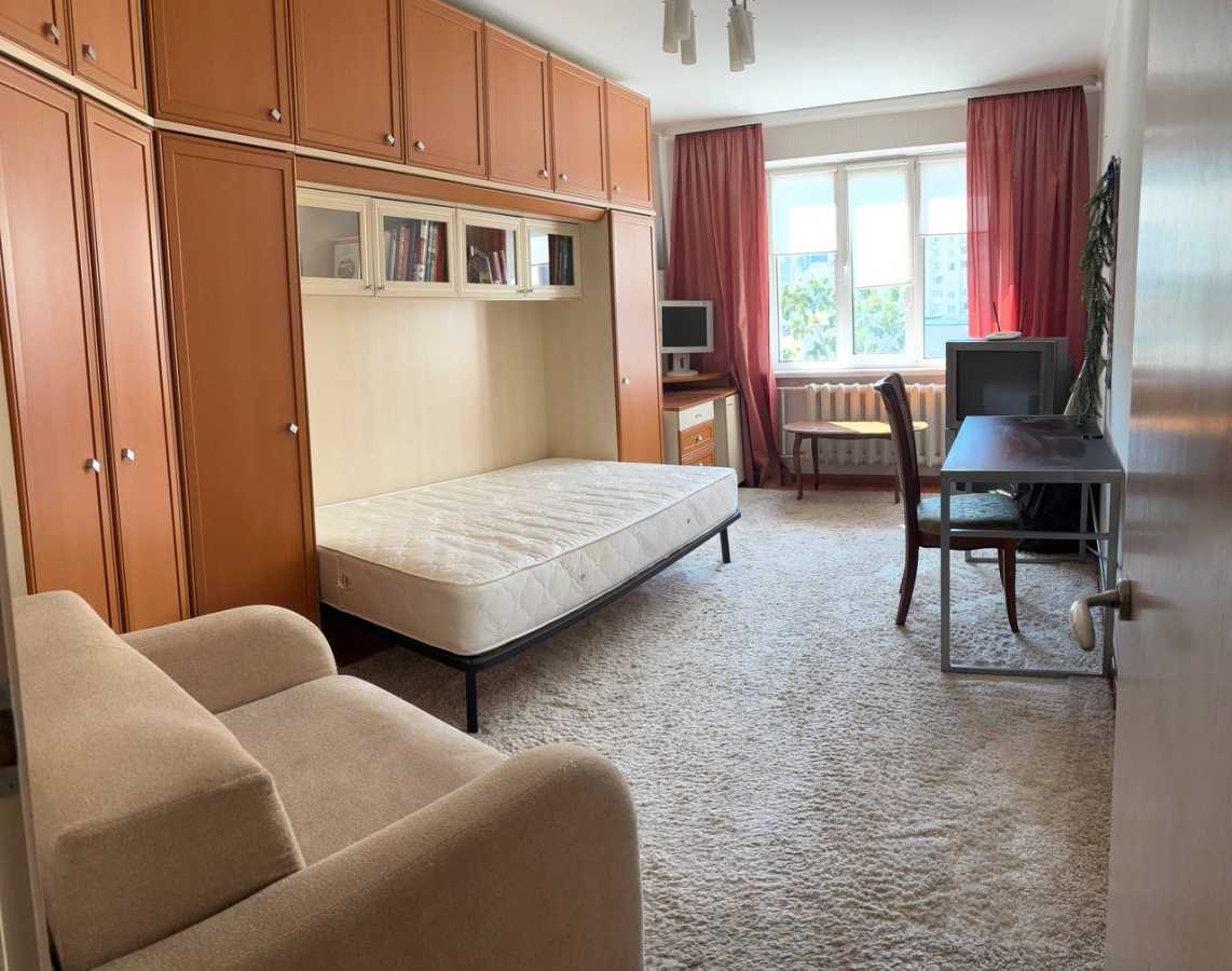 Аренда 3-комнатной квартиры 76 м², Героев Сталинграда просп., 39Б