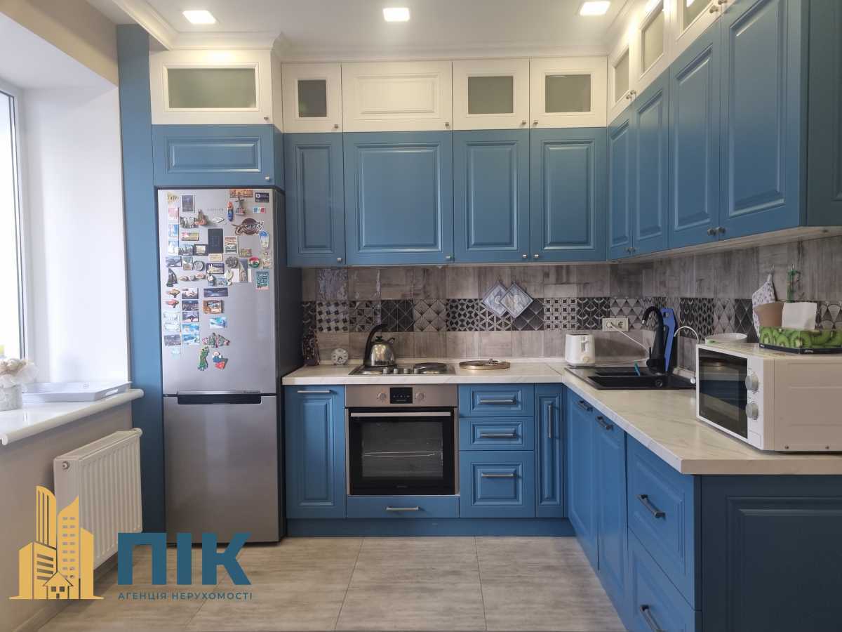 Продажа 1-комнатной квартиры 47.5 м², Комбинатная ул., 25