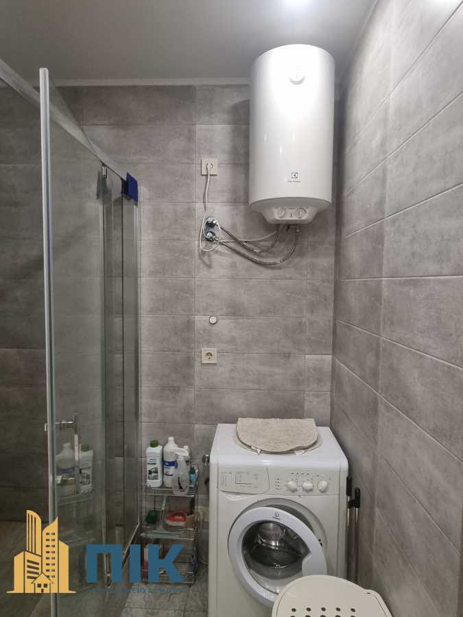 Продажа 1-комнатной квартиры 47.5 м², Комбинатная ул., 25