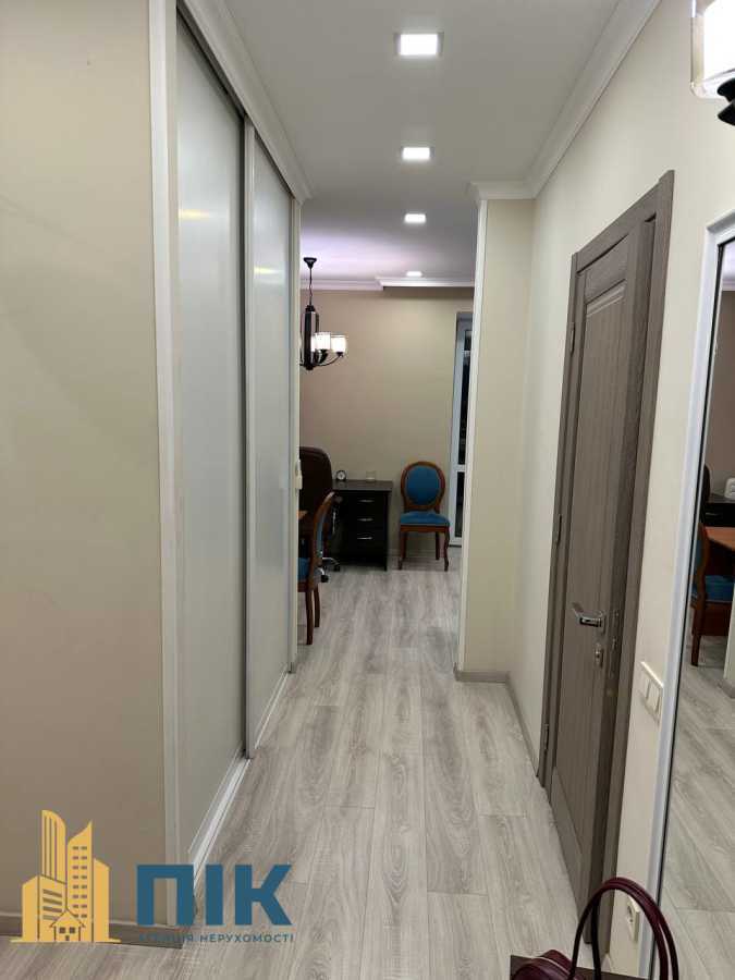 Продажа 1-комнатной квартиры 47.5 м², Комбинатная ул., 25