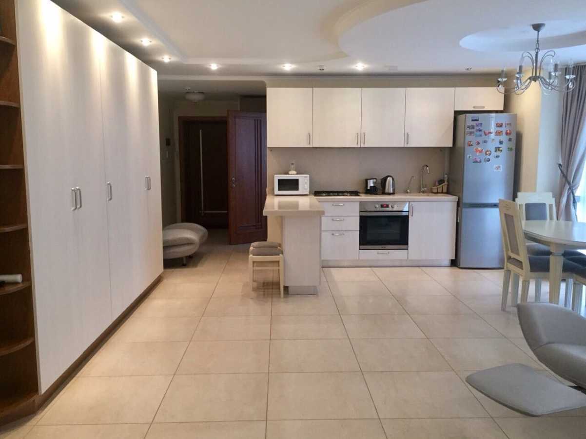 Продажа 2-комнатной квартиры 65 м², Леси Украинки бул., 10