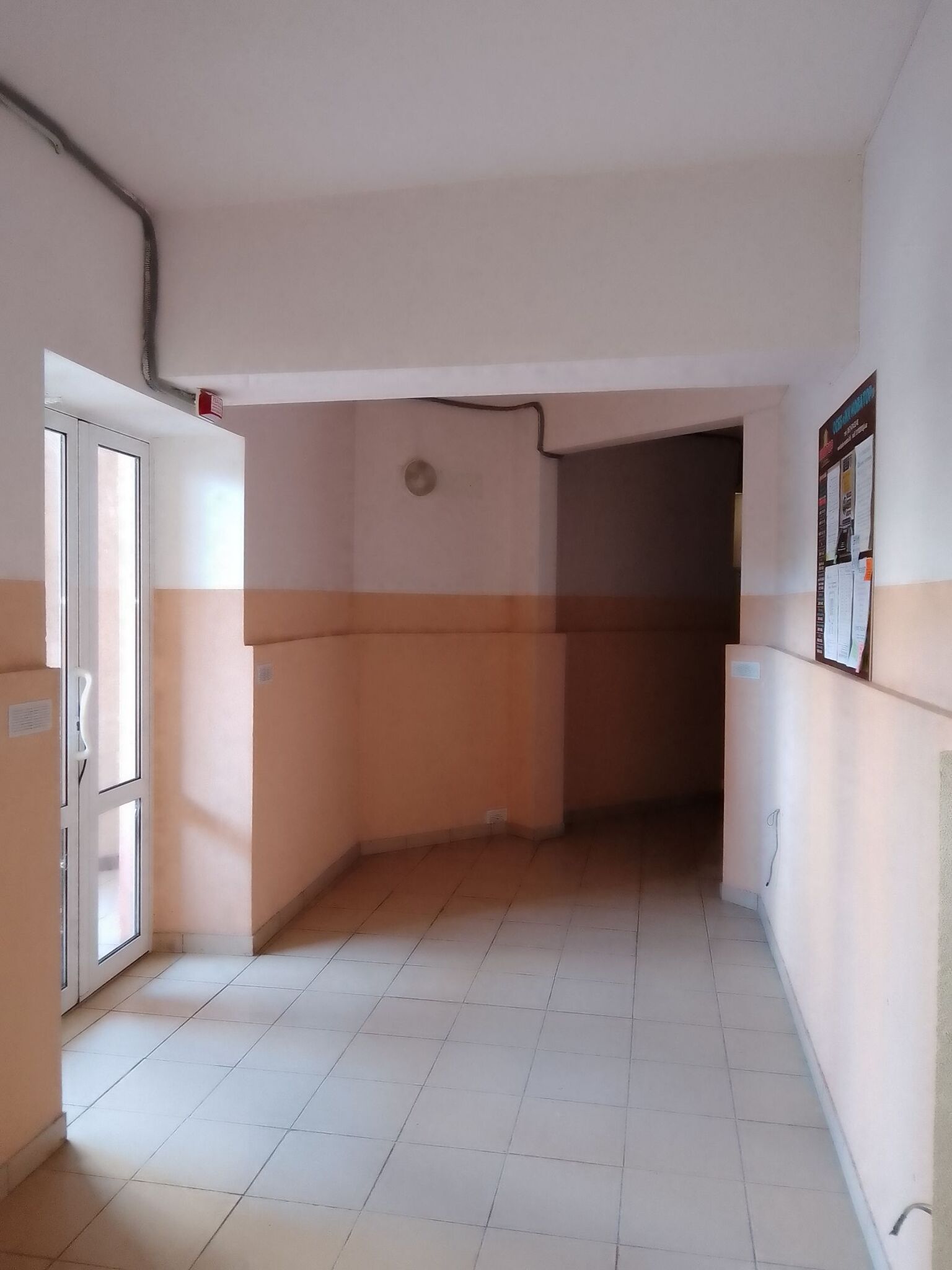 Продаж приміщення вільного призначення 35 м², Воїнів-Інтернаціоналистів вул., 16Г