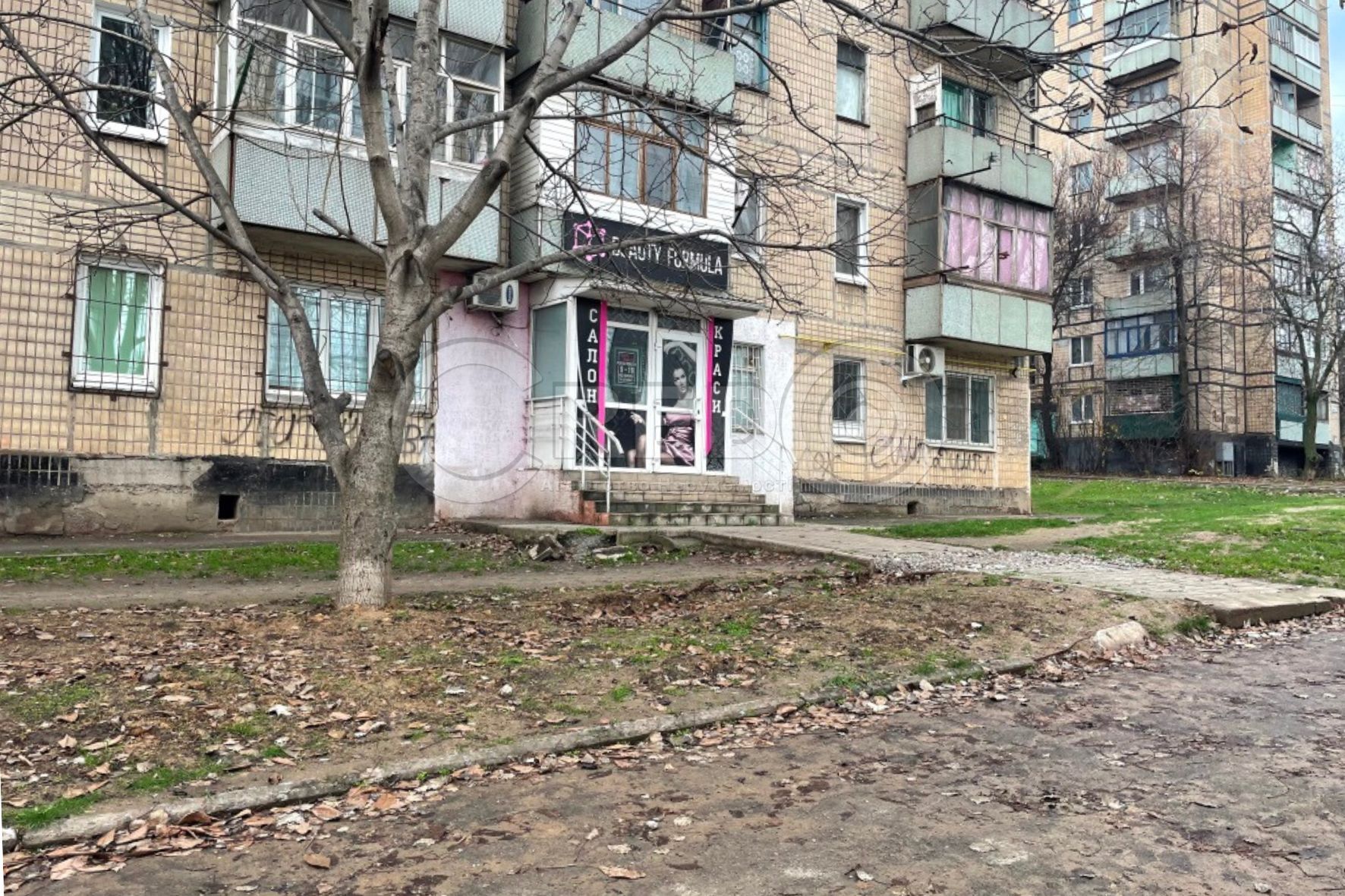 Продажа торгового помещения 29.5 м², Адмирала Головко ул.