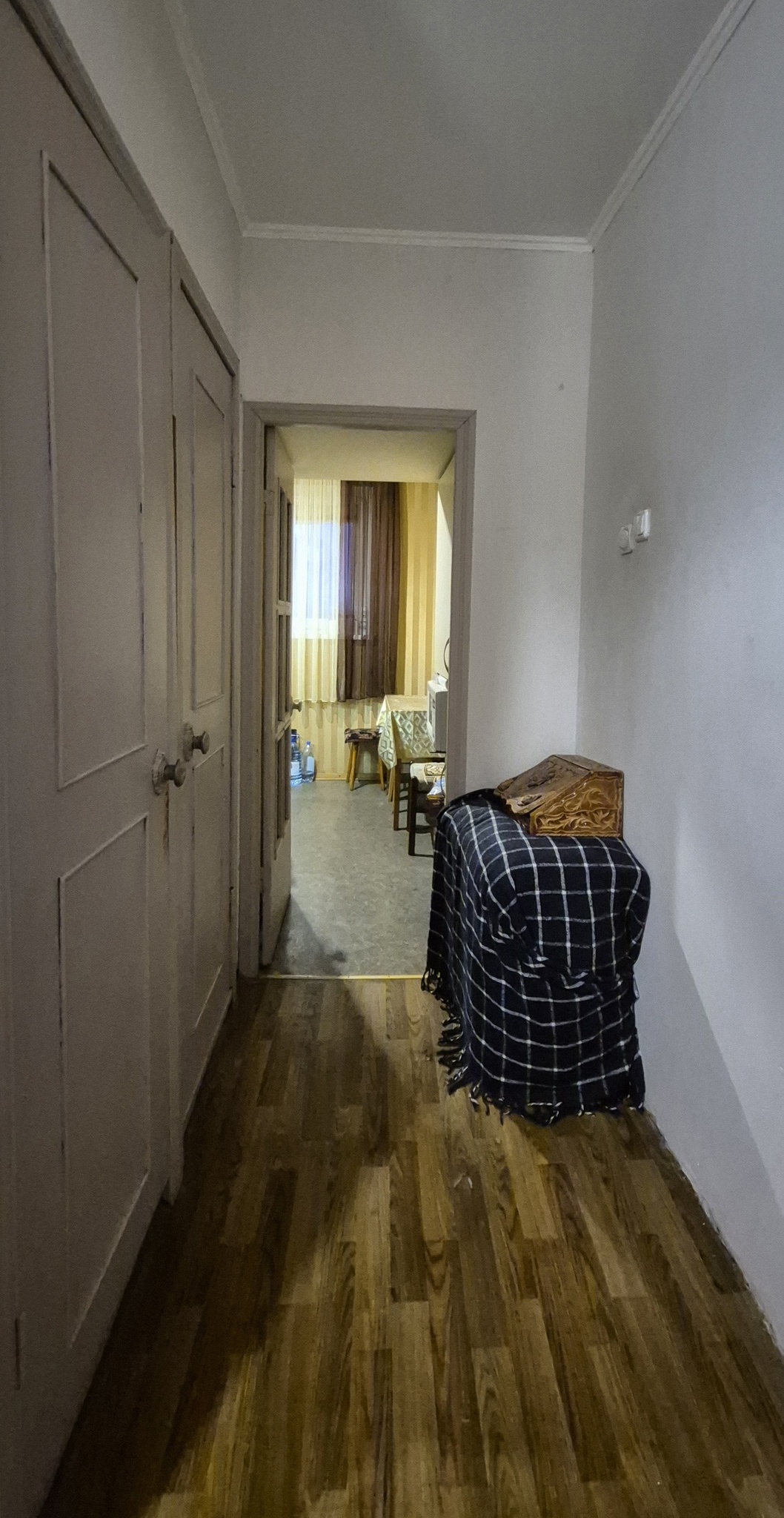 Продажа 4-комнатной квартиры 71 м², Юрия Гагарина просп., 60