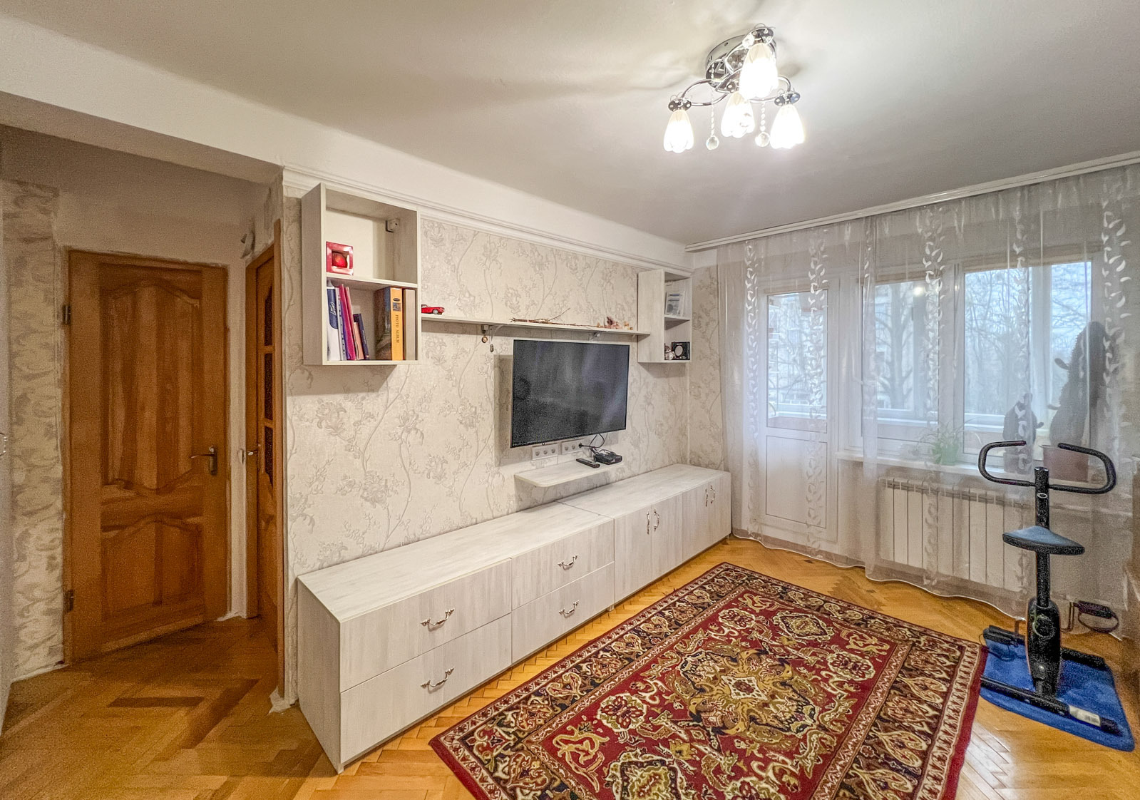 Продажа 2-комнатной квартиры 40 м², Михаила Донца ул., 9