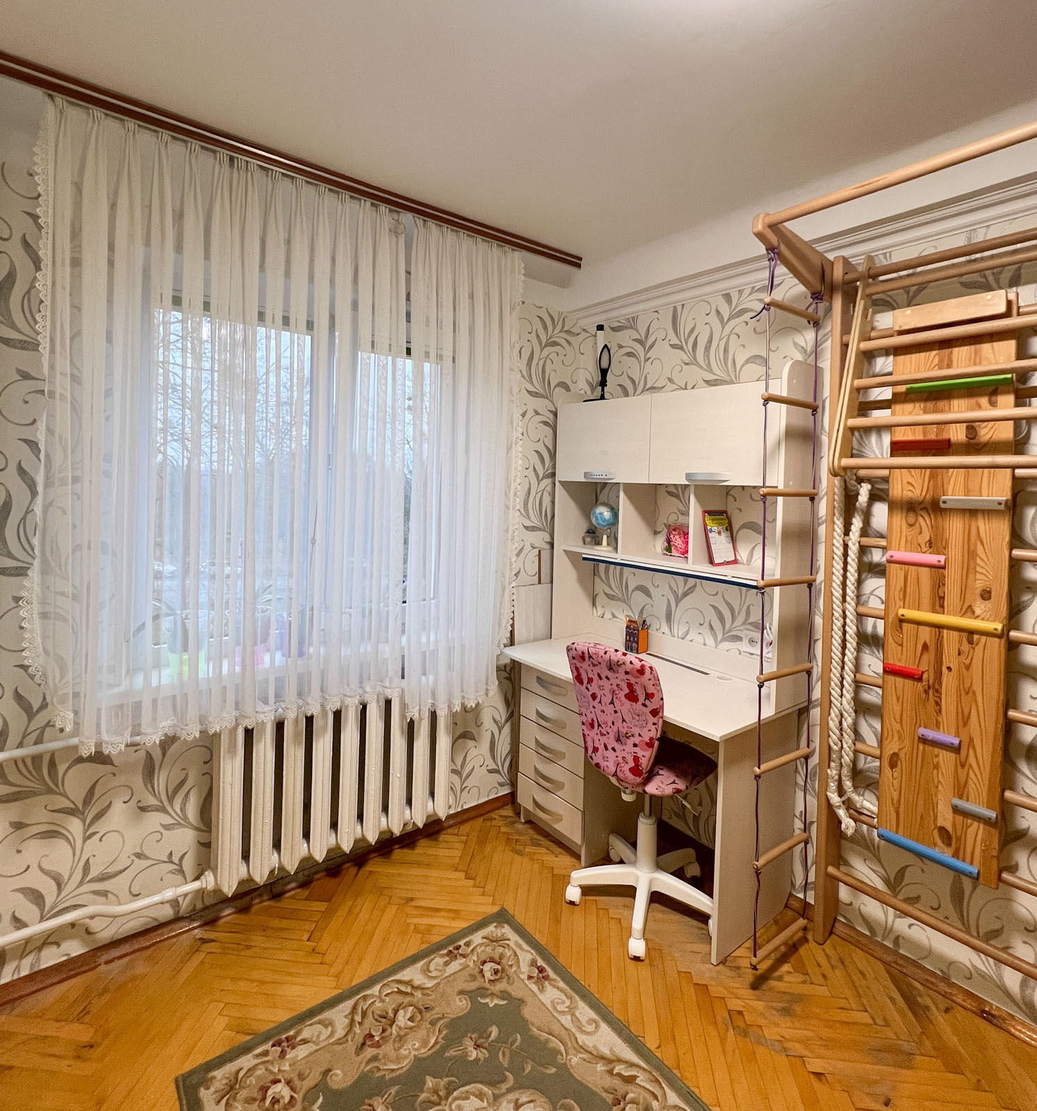 Продажа 2-комнатной квартиры 40 м², Михаила Донца ул., 9