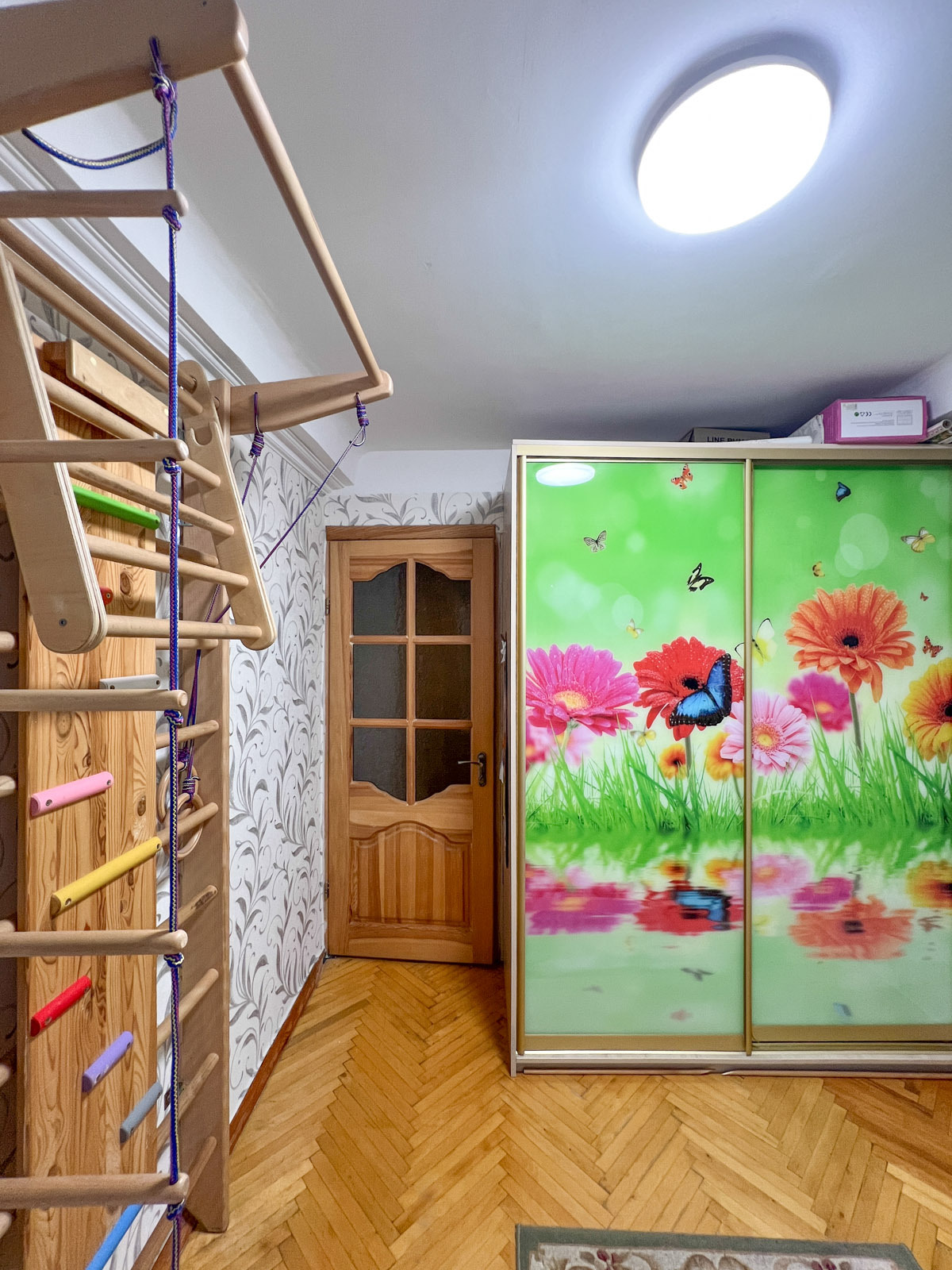 Продажа 2-комнатной квартиры 40 м², Михаила Донца ул., 9