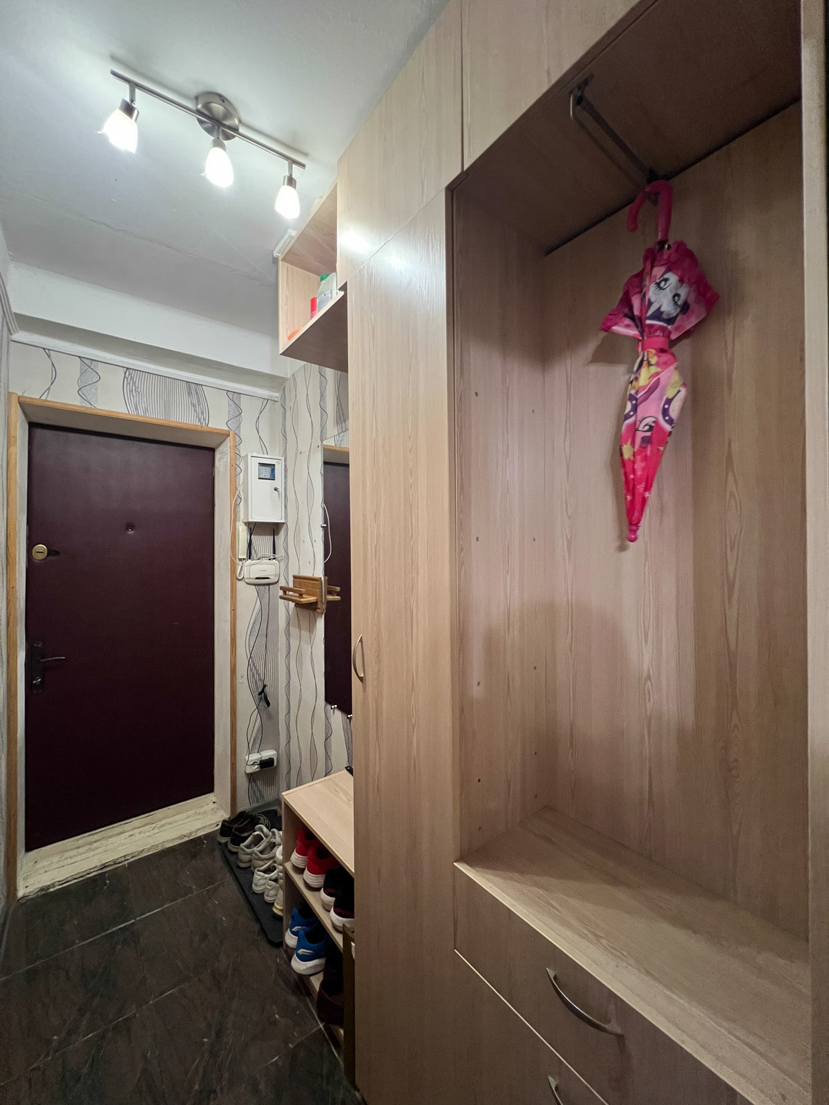 Продажа 2-комнатной квартиры 40 м², Михаила Донца ул., 9