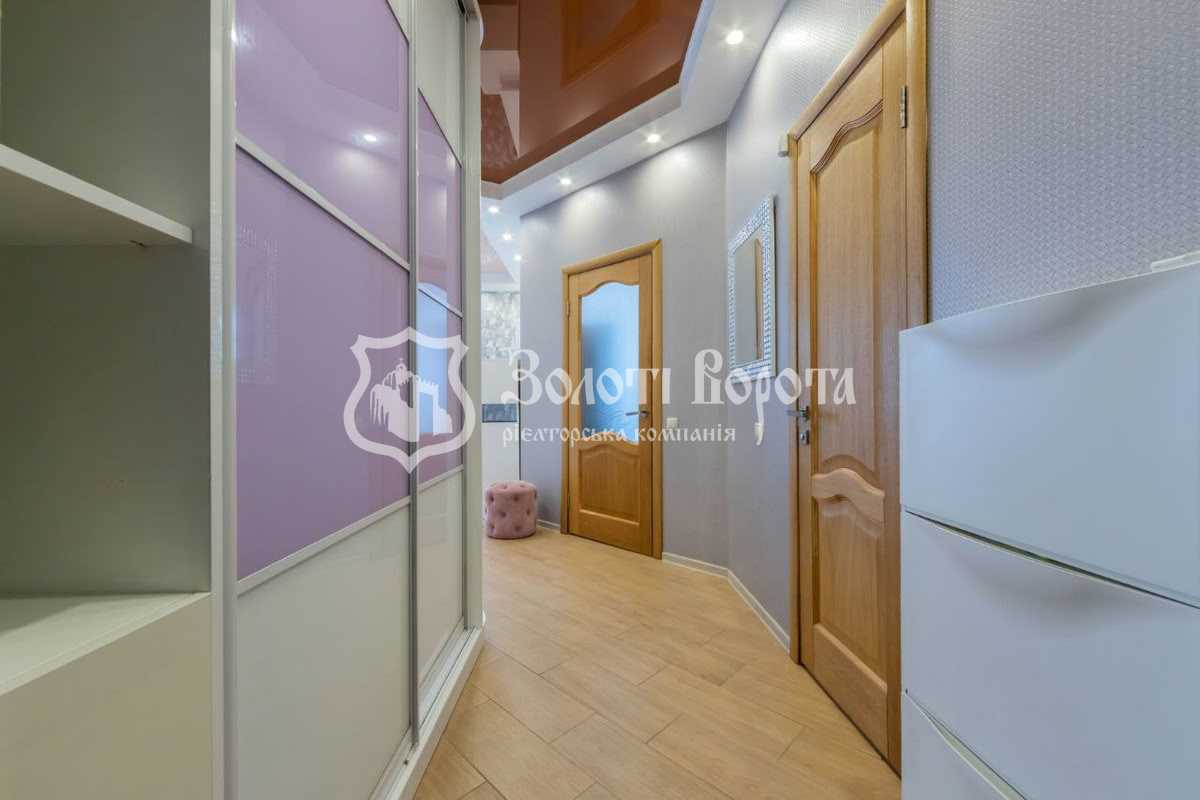 Продаж 1-кімнатної квартири 48 м², Дмитра Луценко вул., 12