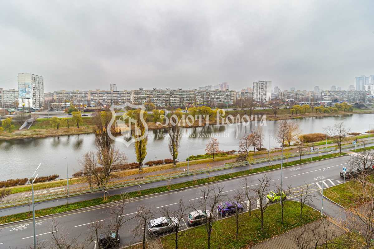 Продажа 2-комнатной квартиры 45 м², 11-я Энтузиастов ул.