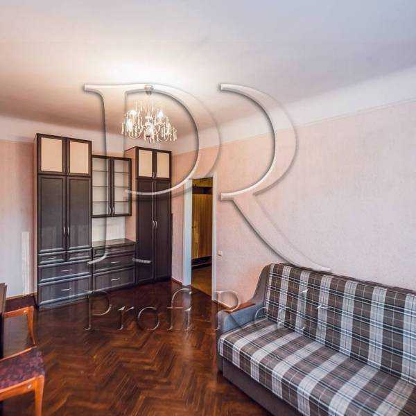 Продажа 3-комнатной квартиры 57 м², Николая Краснова ул., 8