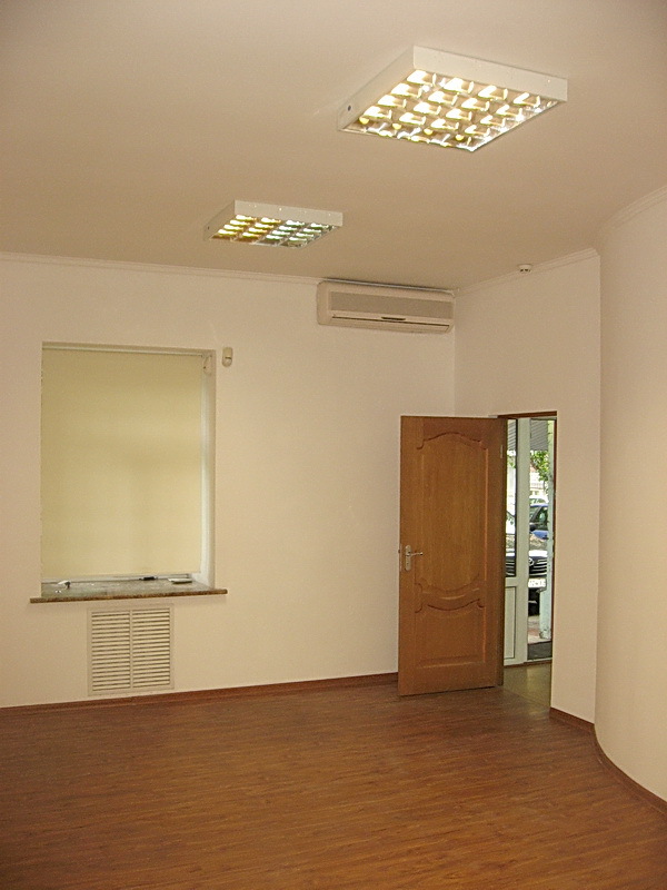 Оренда офісу 100 м², Саксаганського вул., 43