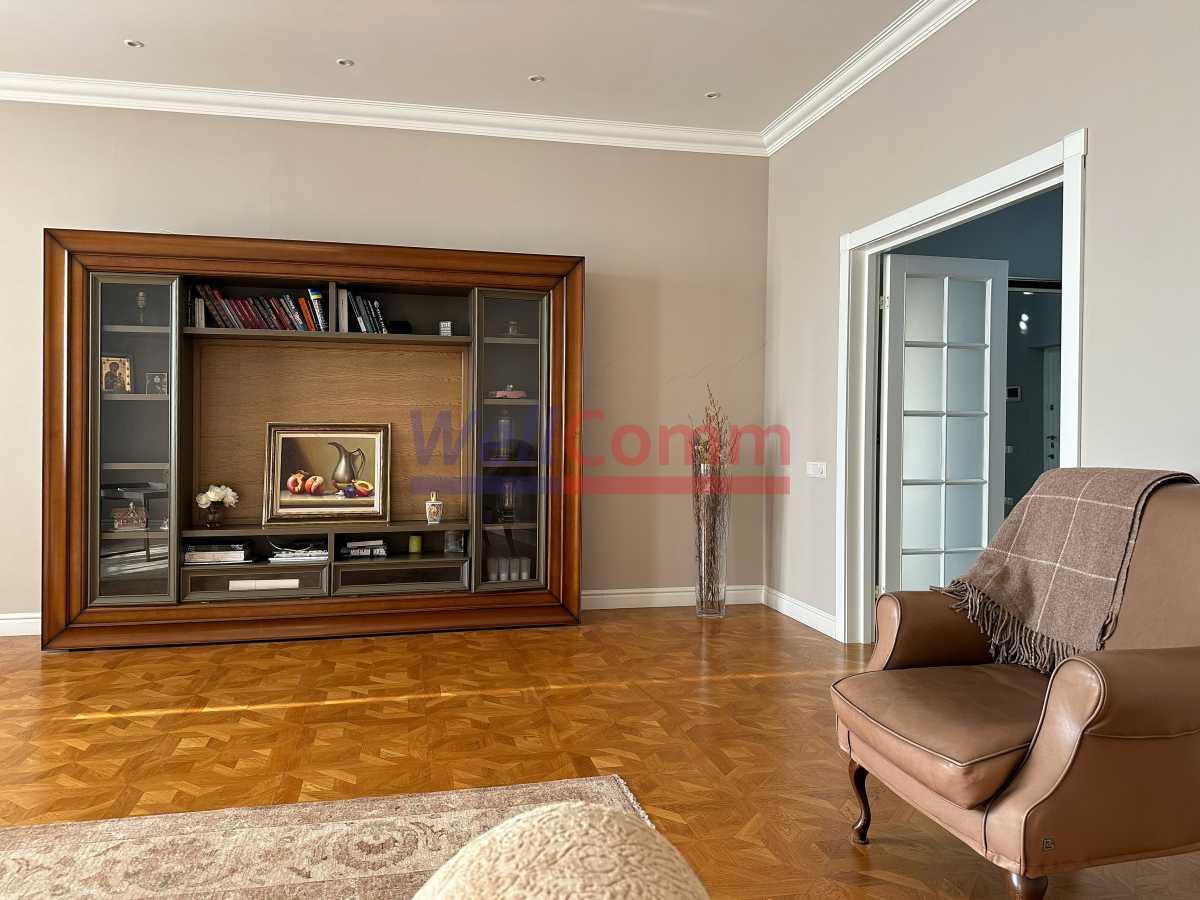 Продажа 3-комнатной квартиры 176.2 м², Леси Украинки бул., 7Б