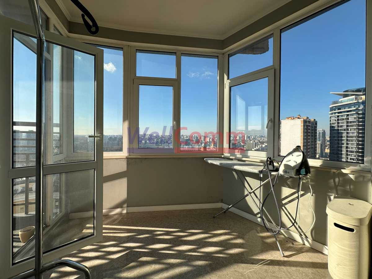 Продажа 3-комнатной квартиры 176.2 м², Леси Украинки бул., 7Б