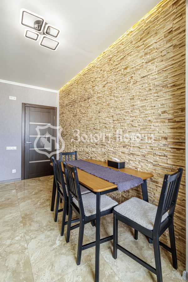 Продажа 2-комнатной квартиры 62.4 м², Метрологическая ул., 9В