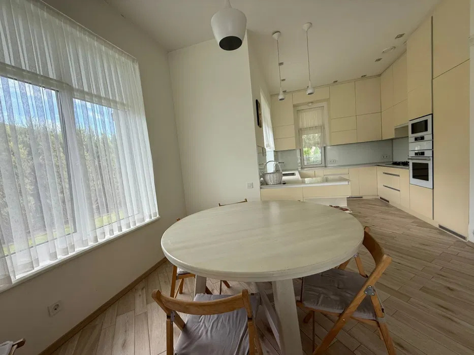 Аренда дома 200 м²