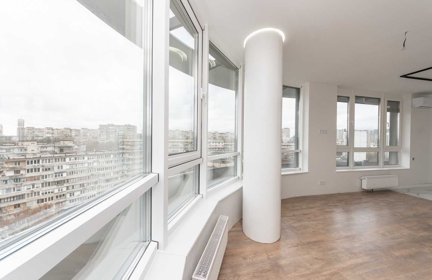 Продажа 2-комнатной квартиры 68.1 м², Ужгородский пер., 4/1