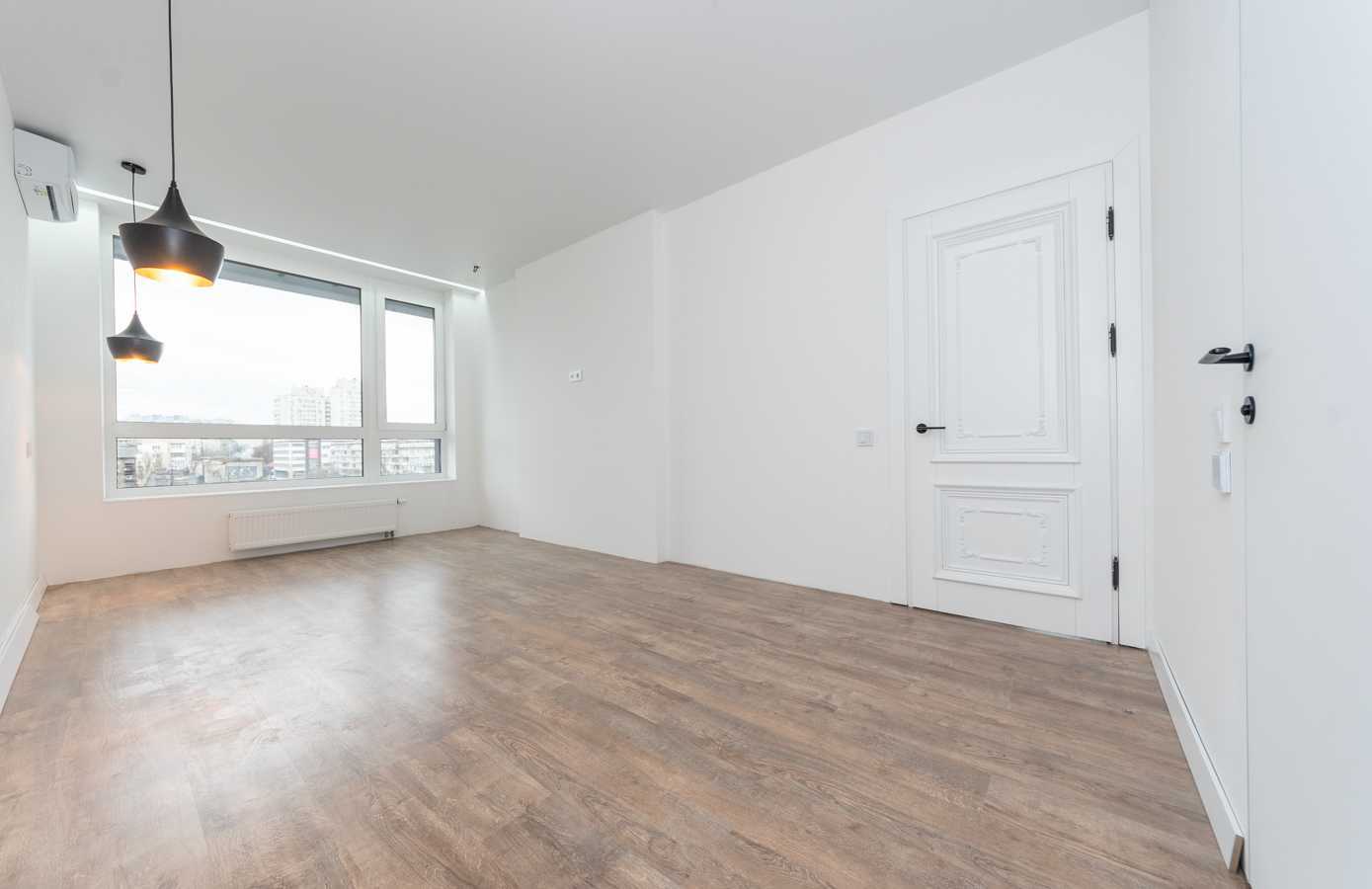 Продажа 2-комнатной квартиры 68.1 м², Ужгородский пер., 4/1