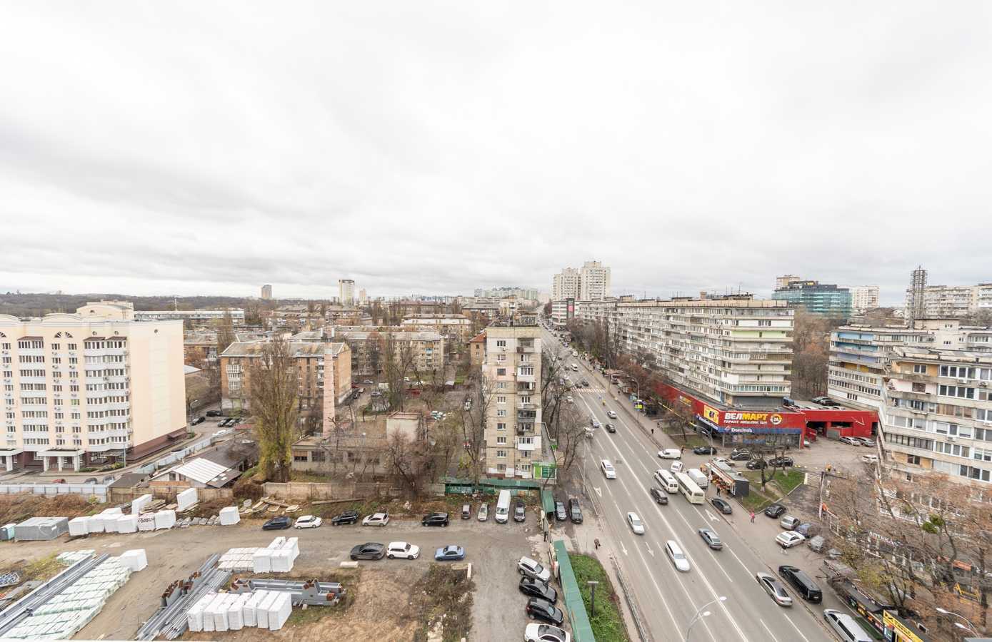 Продажа 2-комнатной квартиры 68.1 м², Ужгородский пер., 4/1