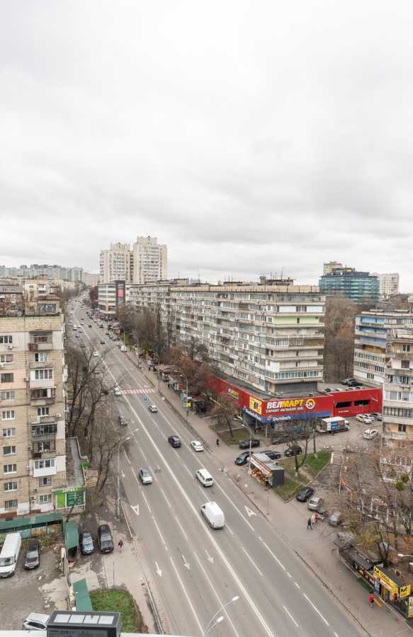 Продажа 2-комнатной квартиры 68.1 м², Ужгородский пер., 4/1