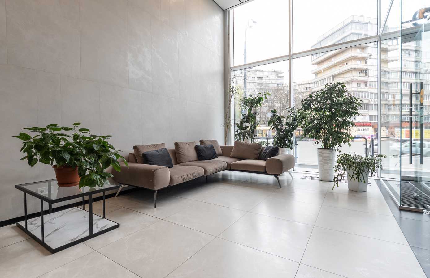 Продажа 2-комнатной квартиры 68.1 м², Ужгородский пер., 4/1