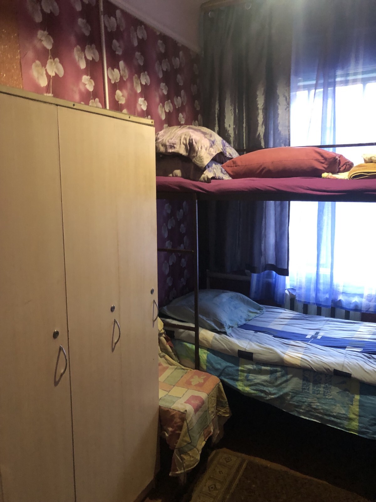 Оренда кімнати/частини квартири, Центральна вул.