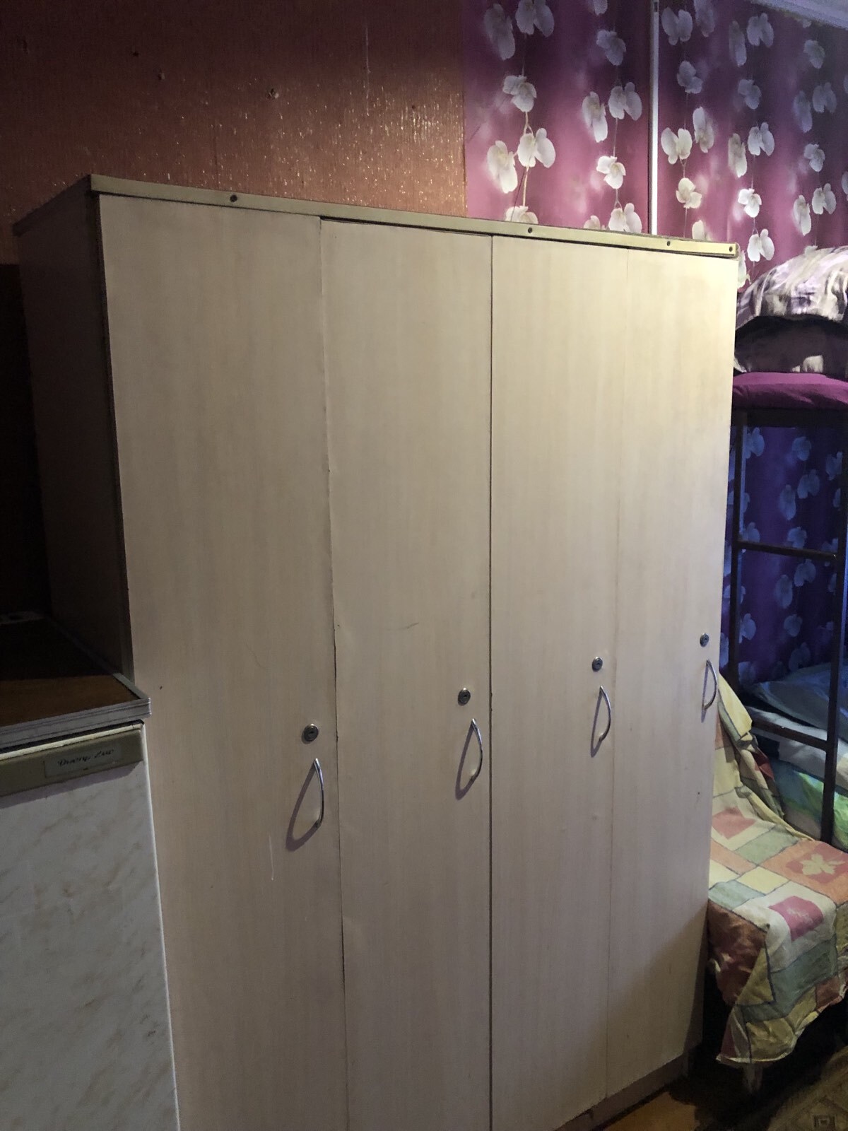 Оренда кімнати/частини квартири, Центральна вул.