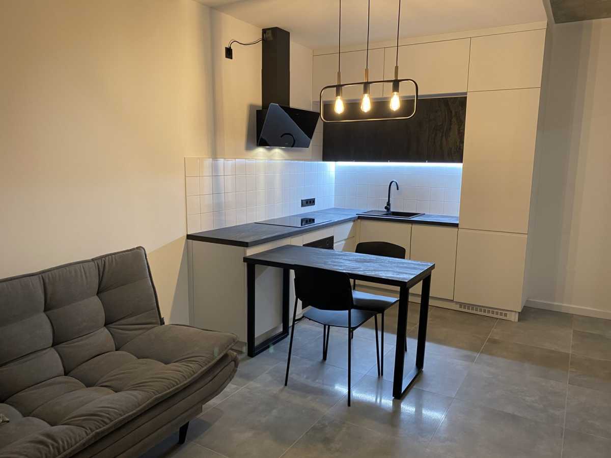 Оренда 3-кімнатної квартири 72 м², Григорія Андрющенка вул., 6Г