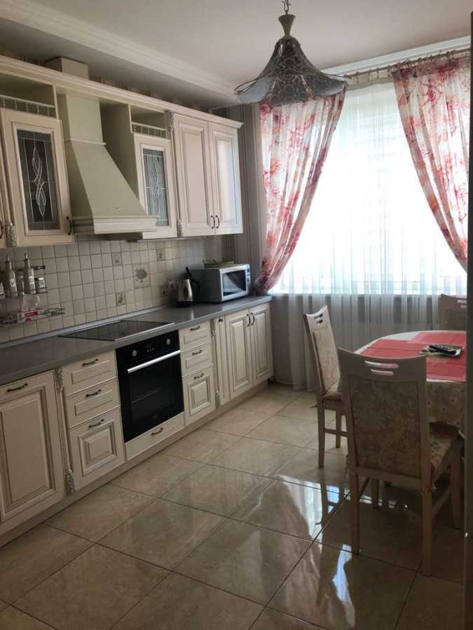 Оренда 2-кімнатної квартири 62 м², Велика Китаївська вул., 59