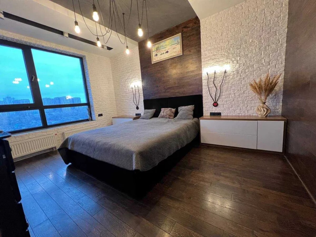 Продажа 3-комнатной квартиры 125 м², Заречная ул., 1В