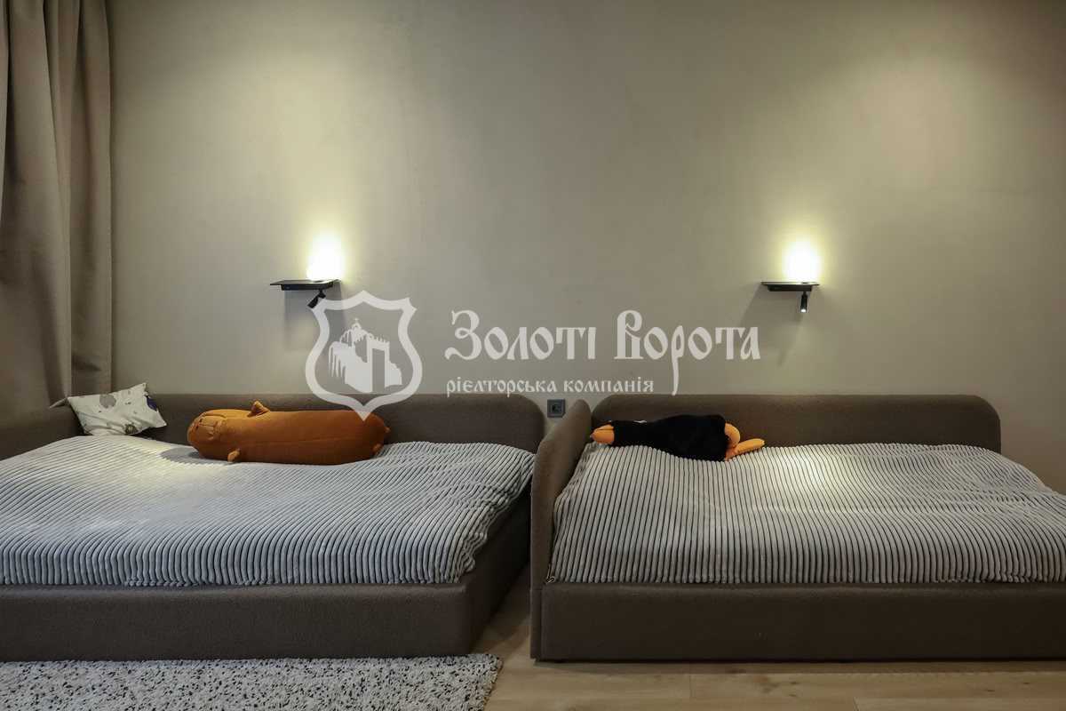 Продажа 2-комнатной квартиры 60.4 м², Радистов ул., 40