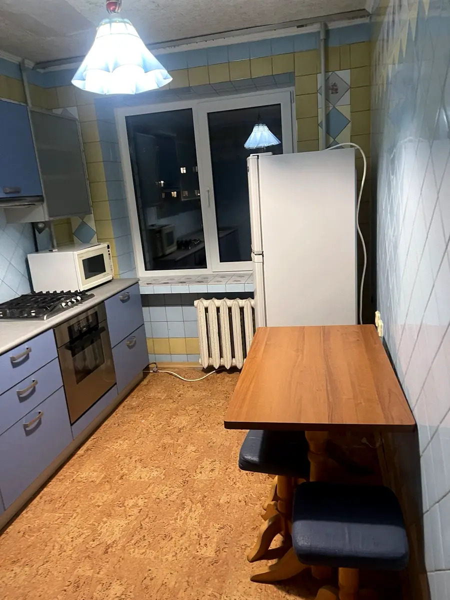 Оренда 3-кімнатної квартири 70 м², Сім’ї Ідзиковських вул., 25