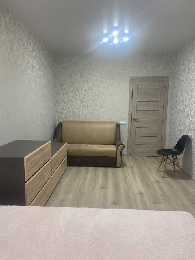 Оренда 1-кімнатної квартири 42 м², Миколи Гулака вул., 4