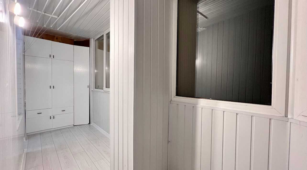 Аренда 4-комнатной квартиры 100 м², Школьный пер., 1А