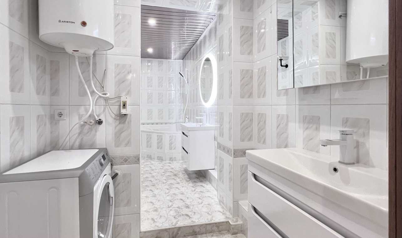 Аренда 4-комнатной квартиры 100 м², Школьный пер., 1А