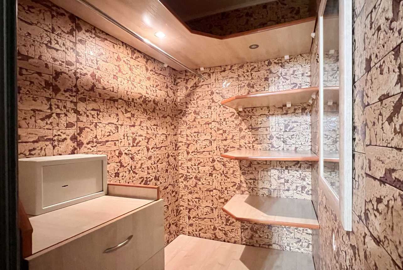 Аренда 4-комнатной квартиры 100 м², Школьный пер., 1А