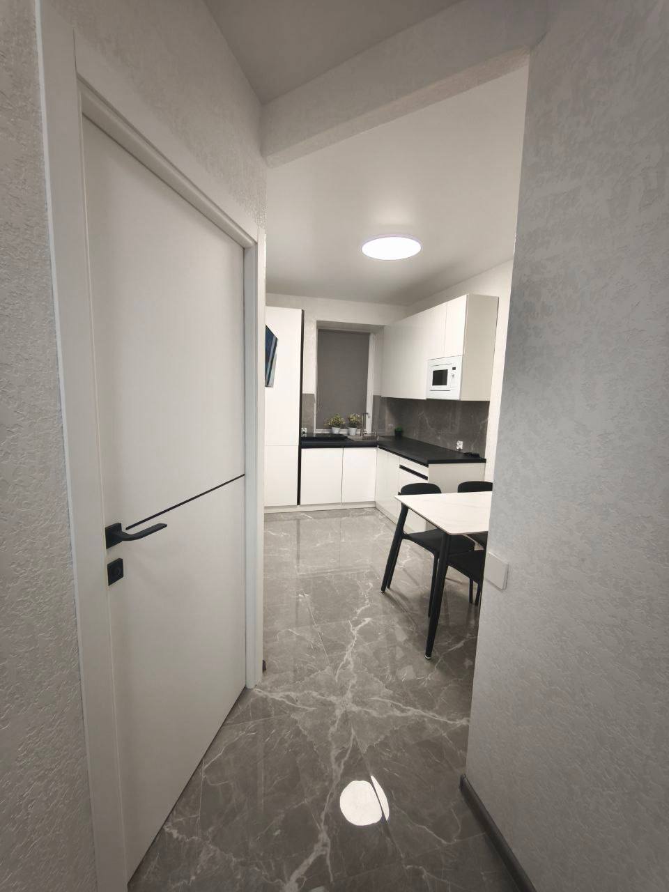 Продажа 1-комнатной квартиры 34 м², Мольера ул.