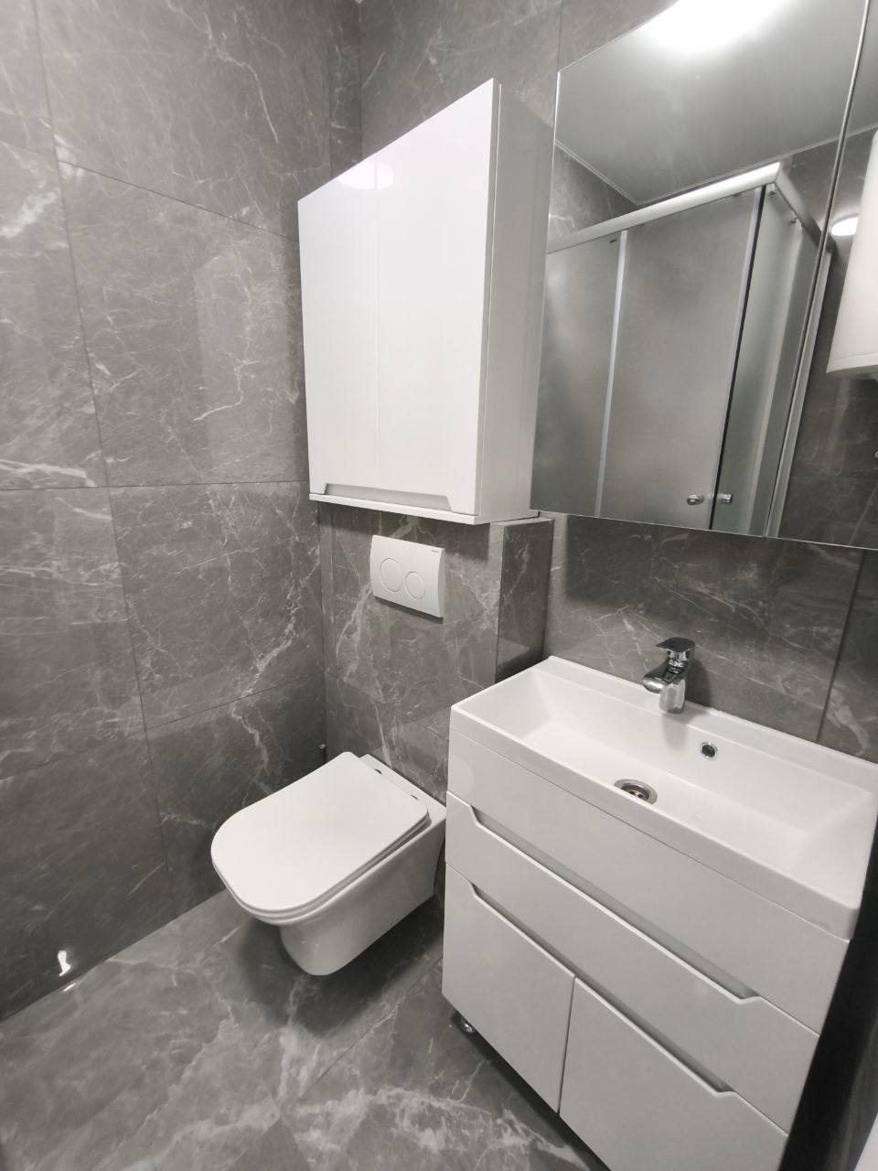 Продажа 1-комнатной квартиры 34 м², Мольера ул.