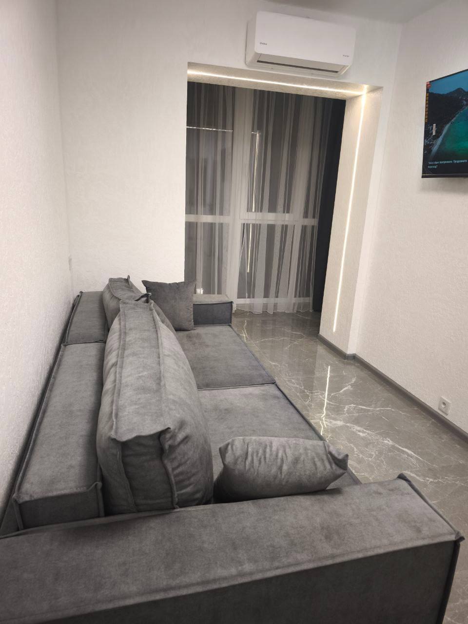 Продажа 1-комнатной квартиры 34 м², Мольера ул.