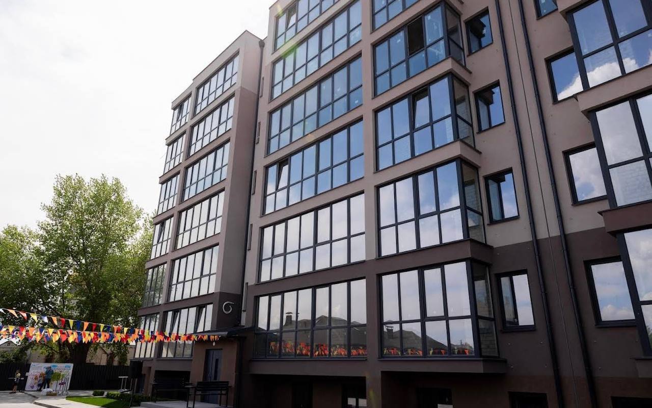 Продажа 1-комнатной квартиры 34 м², Мольера ул.