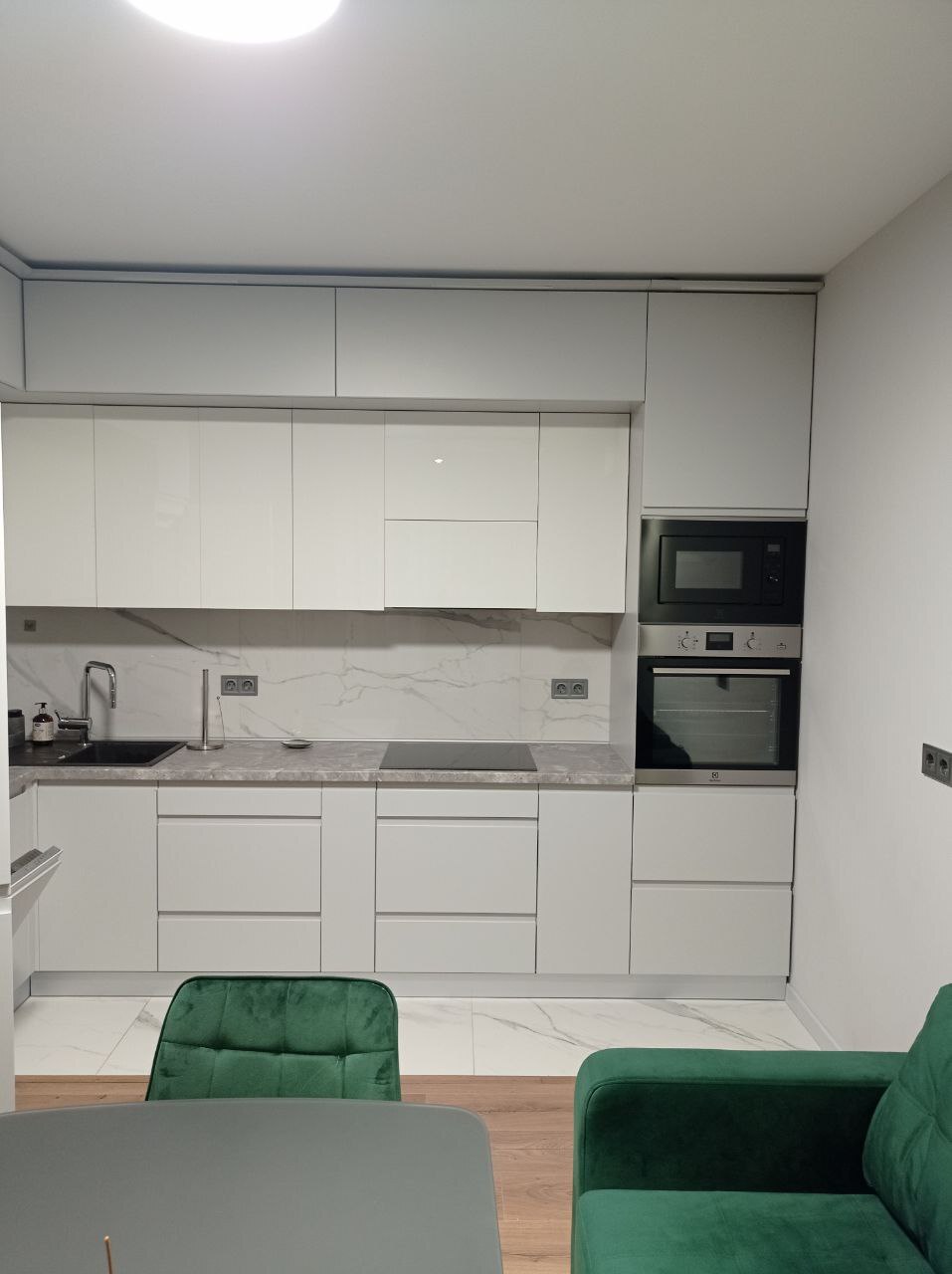 Продажа 2-комнатной квартиры 70 м², Профессорская ул., 18