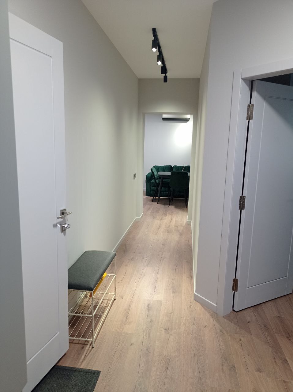 Продажа 2-комнатной квартиры 70 м², Профессорская ул., 18