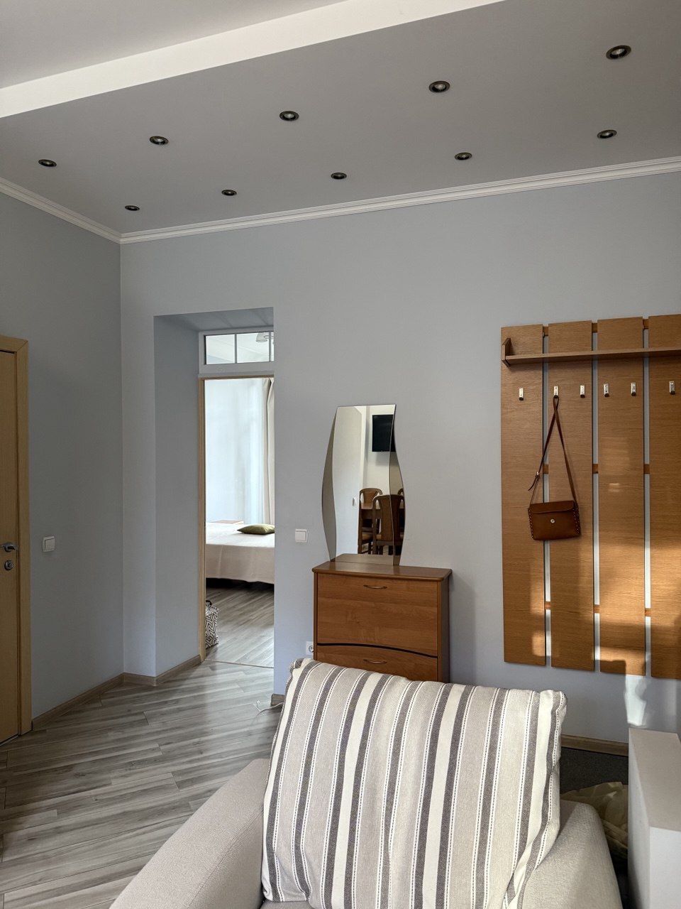 Оренда 2-кімнатної квартири 56 м², Кропивницького вул., 18