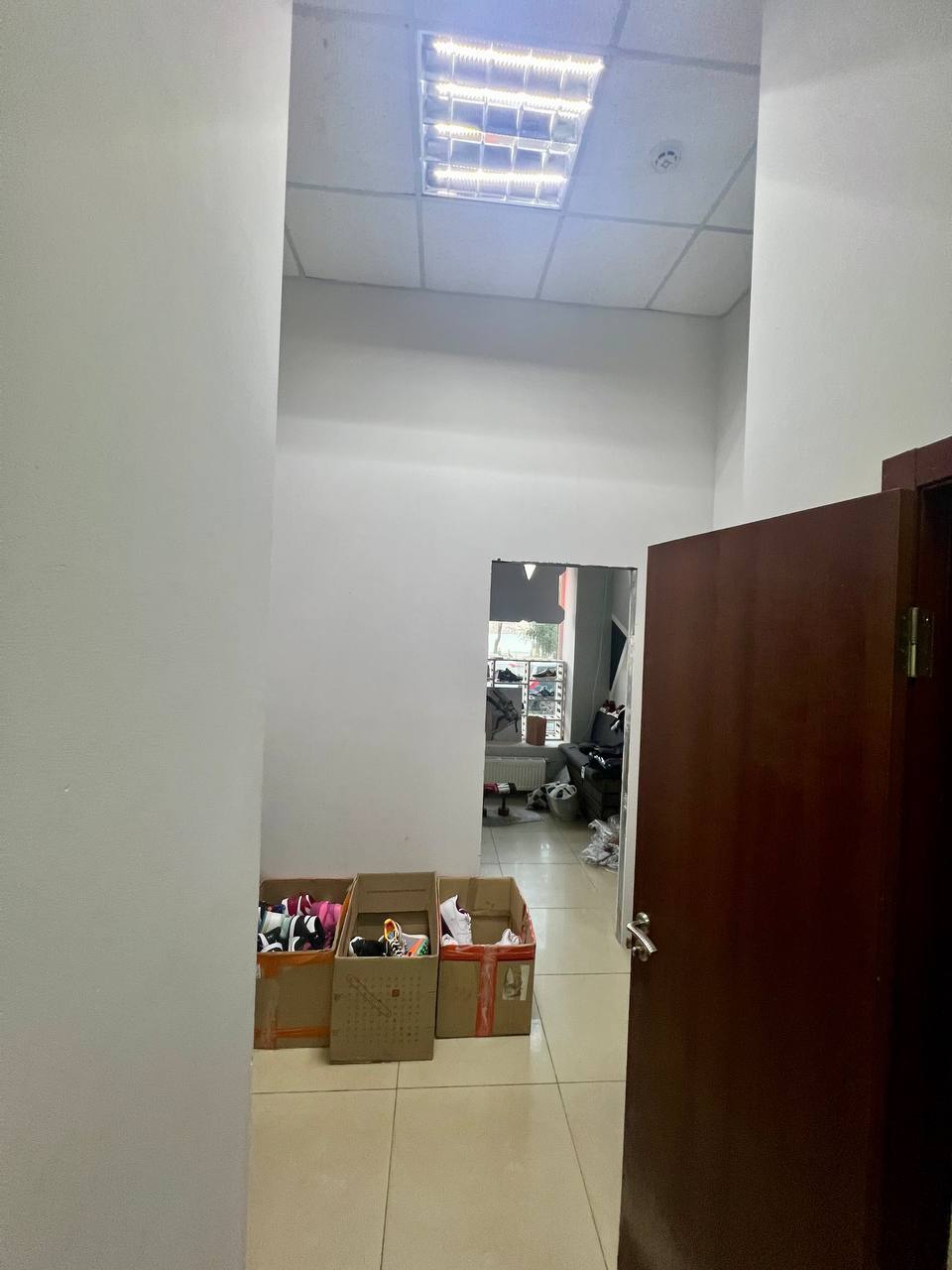 Оренда комерції 136 м², Січеславська Набережна вул., 27