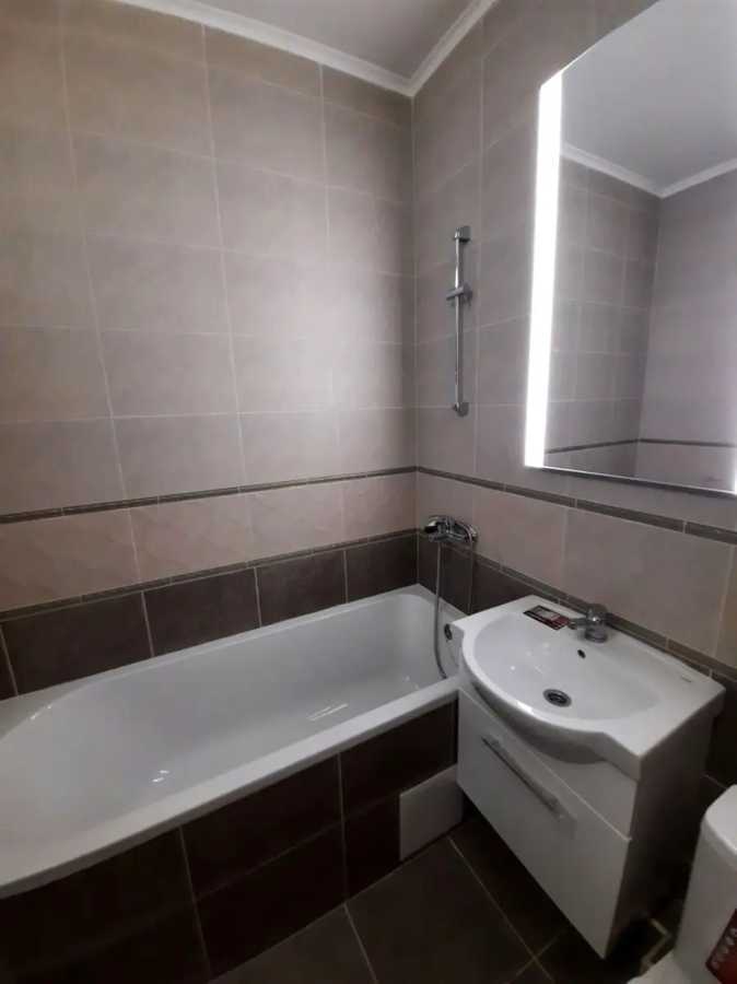 Продажа 2-комнатной квартиры 69.2 м², Берестейський, 65Б