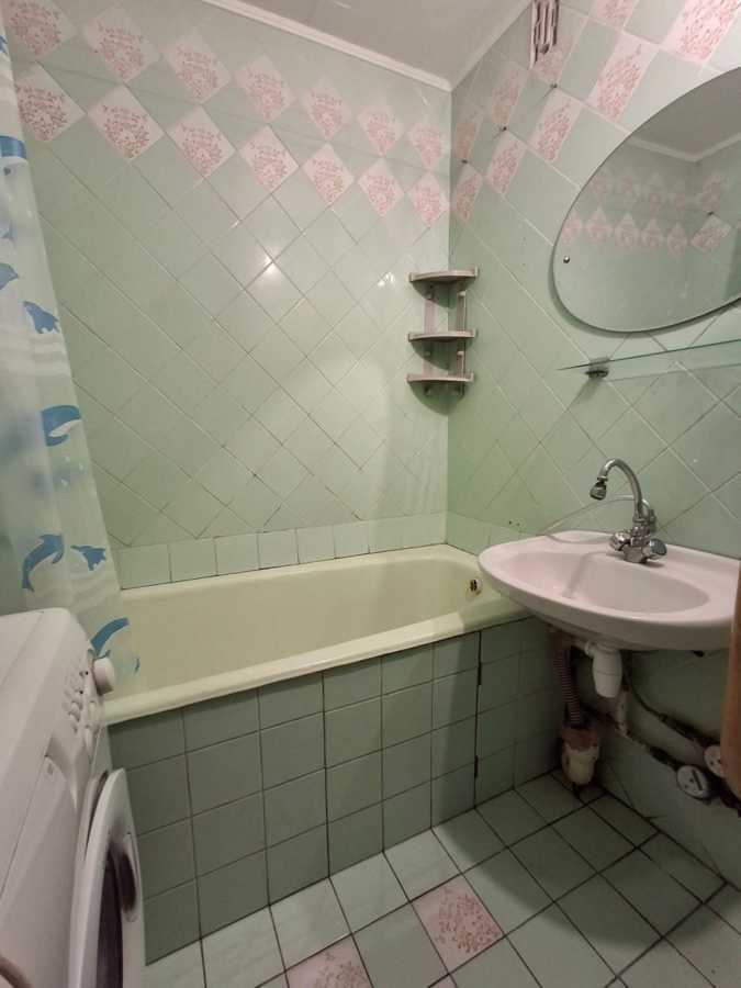 Продажа 3-комнатной квартиры 70.5 м², Героев Днепра ул., 62